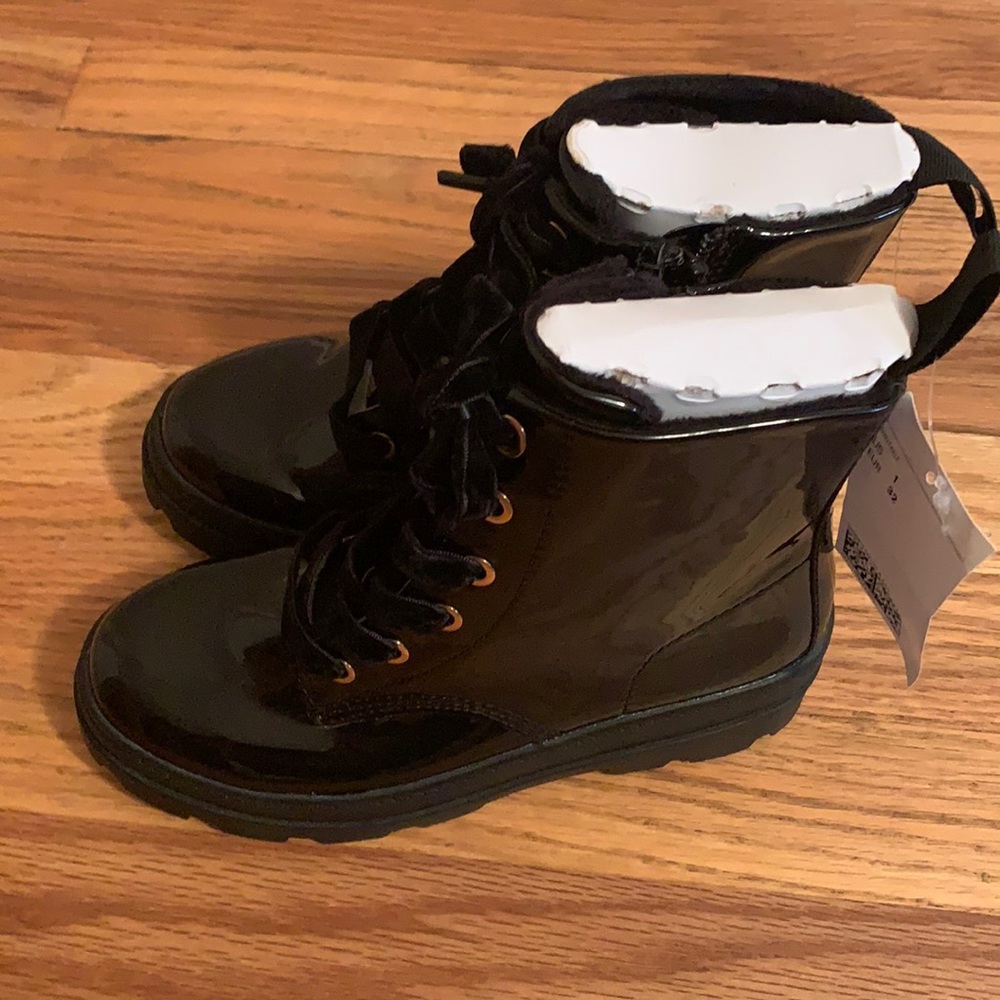 Brand New Girls Patent Leather Winter Boots